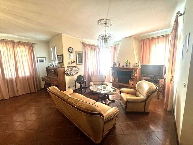 Villa a Carmignano in Via Giovanni Boccaccio - Foto 4