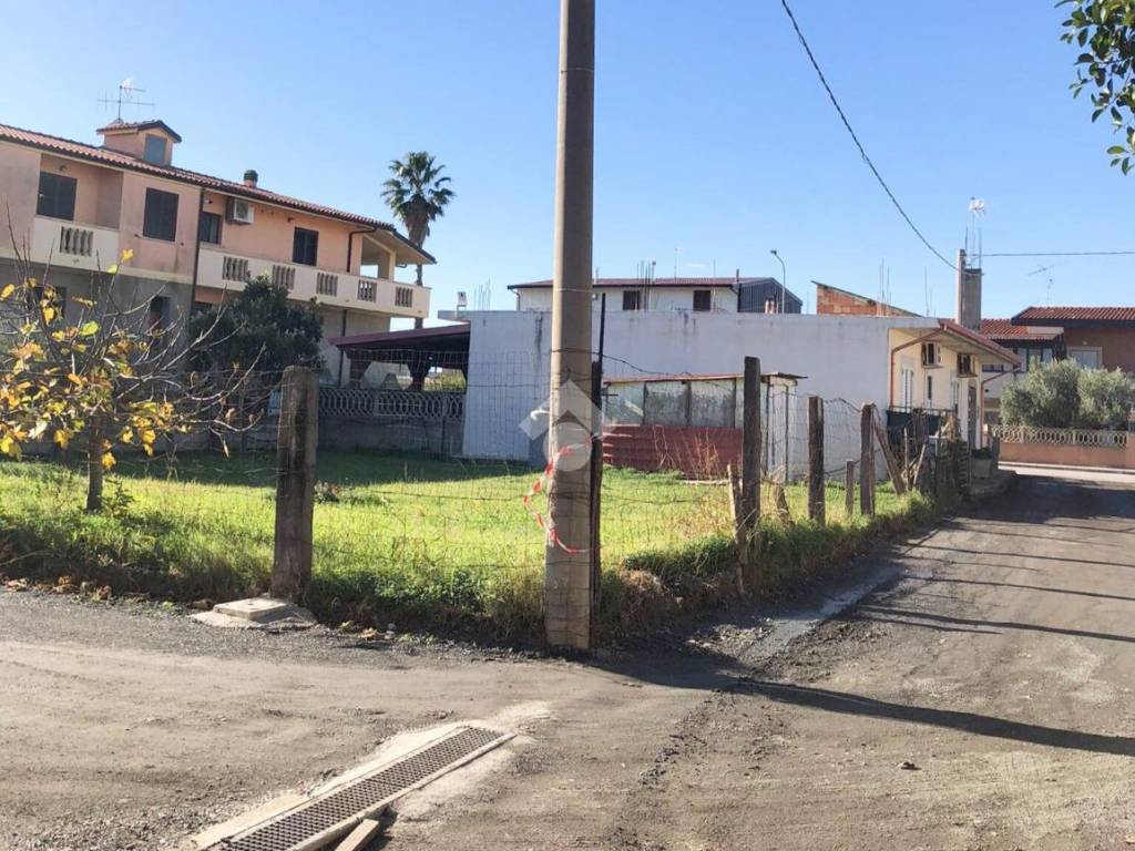 Terreno a Botricello in Via Pugno Chiuso - Foto 4