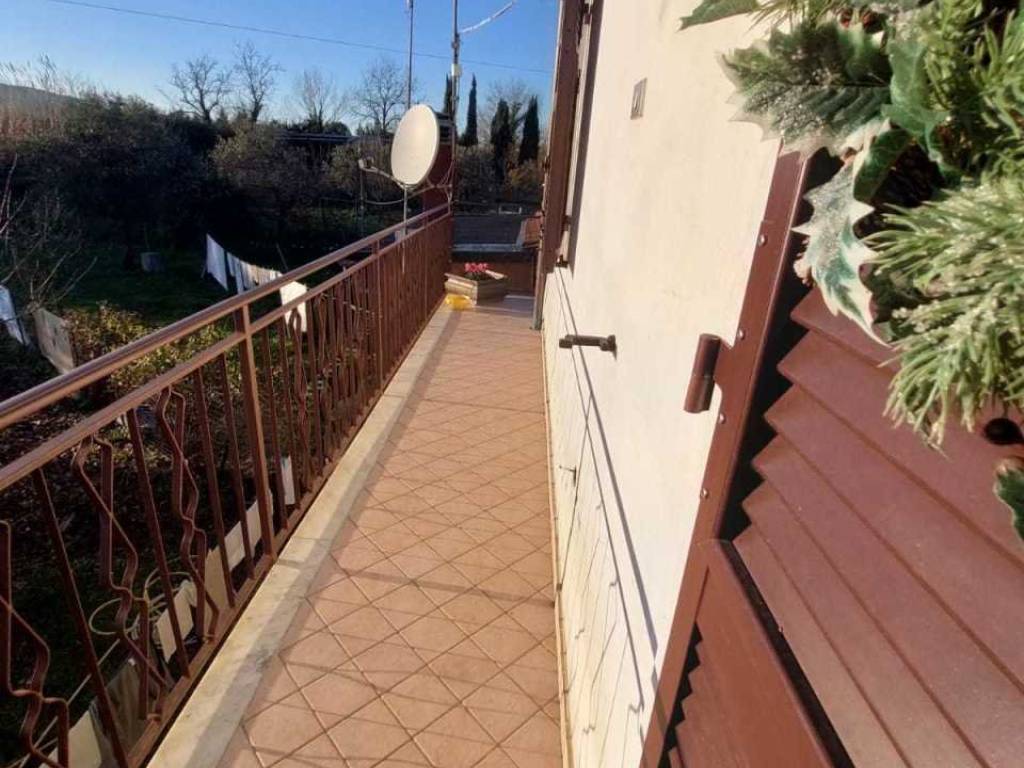 Villetta a schiera a Castelnuovo magra - Foto 2