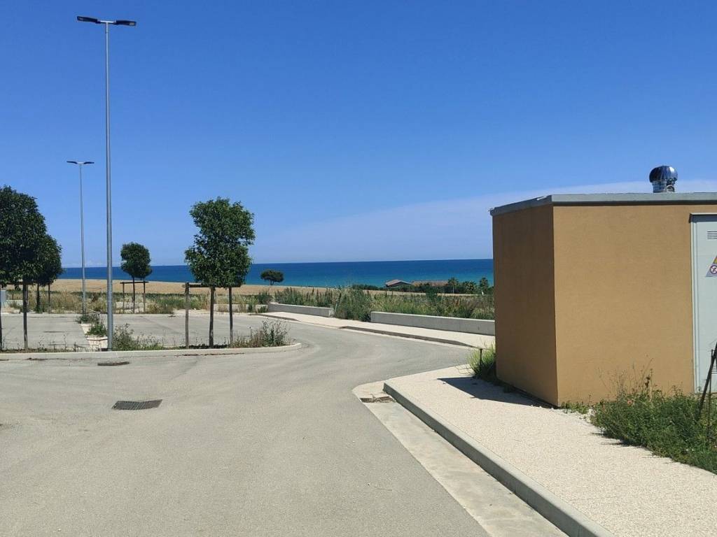 Villa a Cupra marittima in Via giovanni vinci - Foto 2