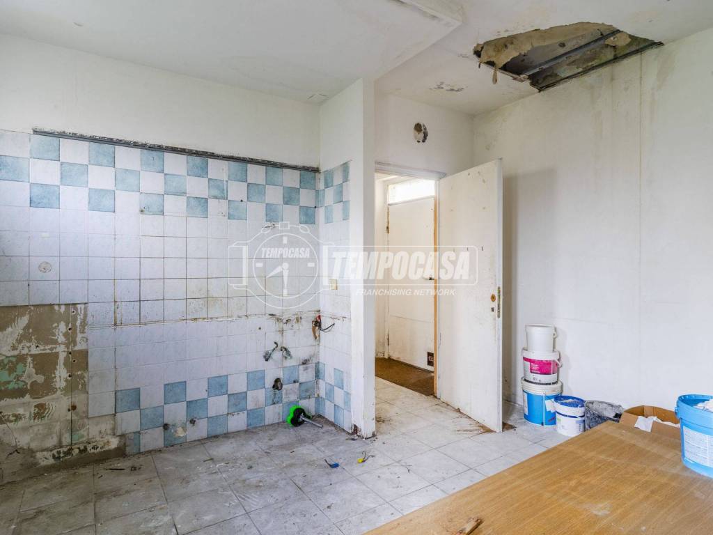 Appartamento a Civitanova marche in Via Cristoforo Colombo 497 - Foto 4