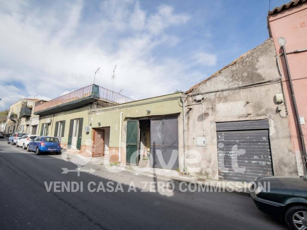 Villa a Gravina di catania in Via Etnea, 138 - Foto 4