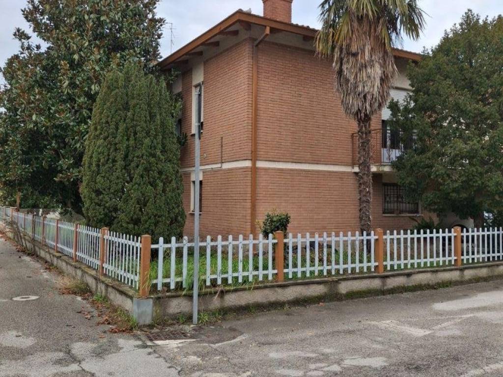 Villa a Bagnacavallo - Foto 2