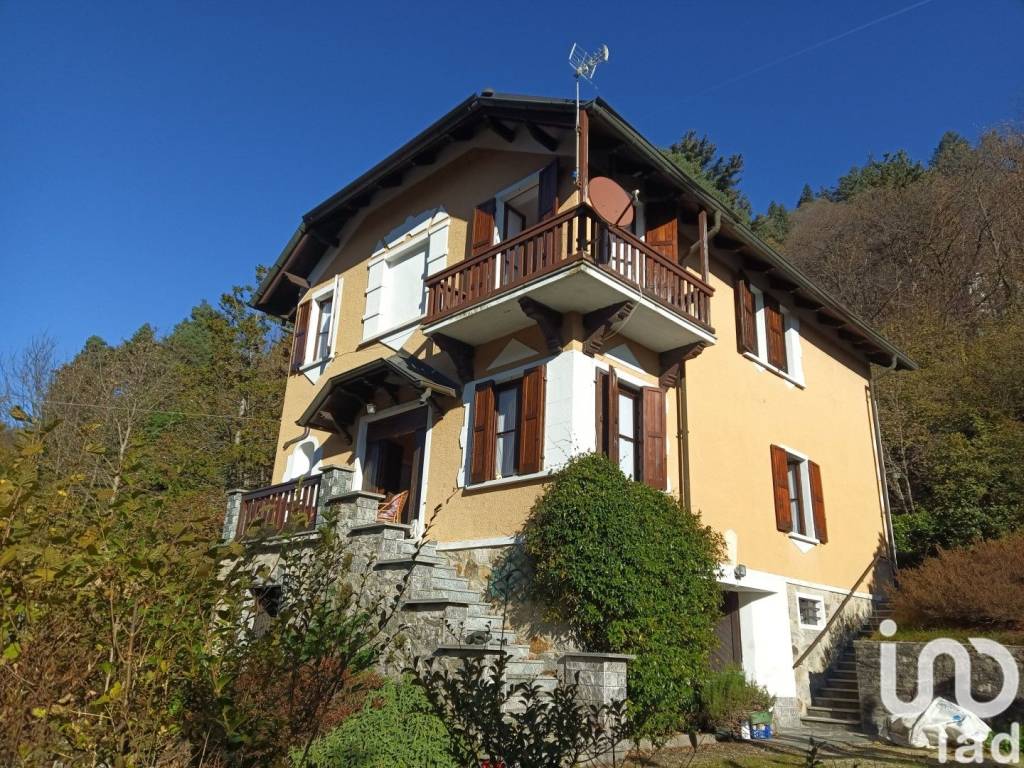 Villa a Bee in Via Intrasca, 18 - Foto 2