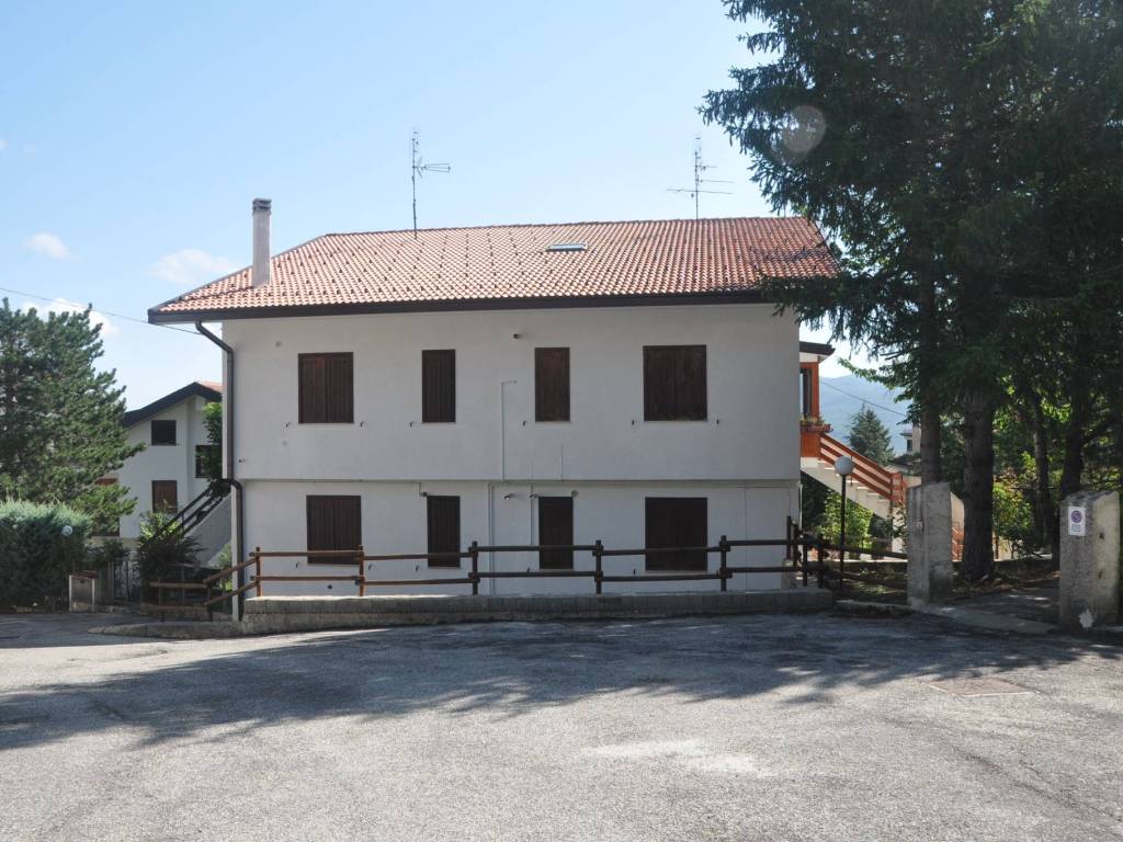 Appartamento a Pescocostanzo in Via Benedetto Rainaldi - Foto 2