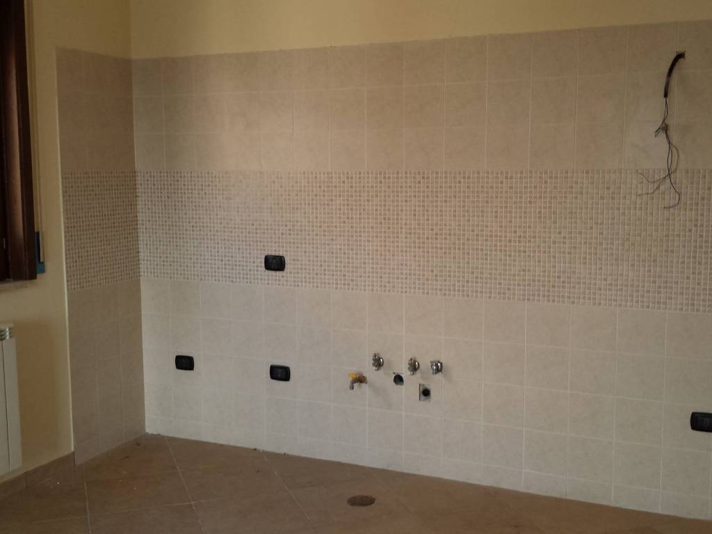 Appartamento a Frosinone in Via Giacomo Puccini, 45 - Foto 2