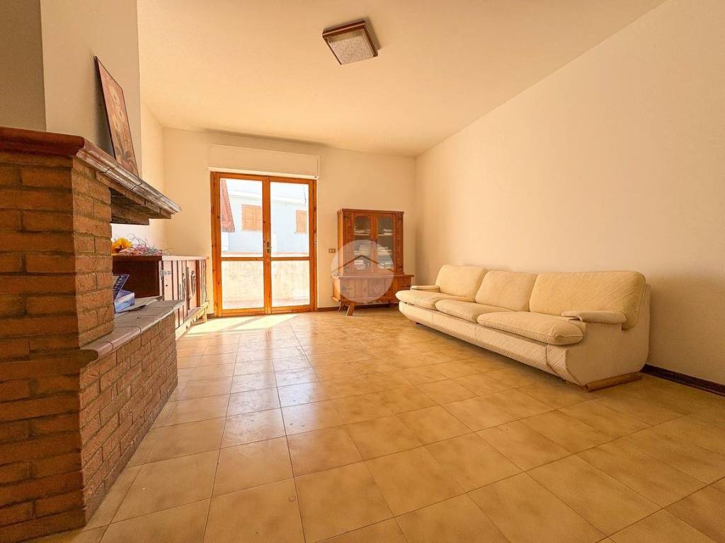 Appartamento a Teramo in Via Insorti di Bosco Martese, 86 - Foto 2