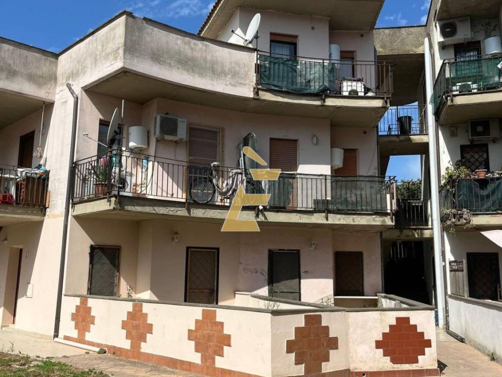 Appartamento a Aprilia in Via Taglio delle cinque miglia - Foto 2