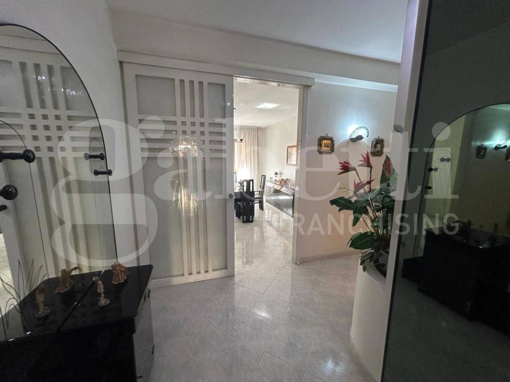Appartamento a Canosa di puglia in Via Buccari, 9 - Foto 3