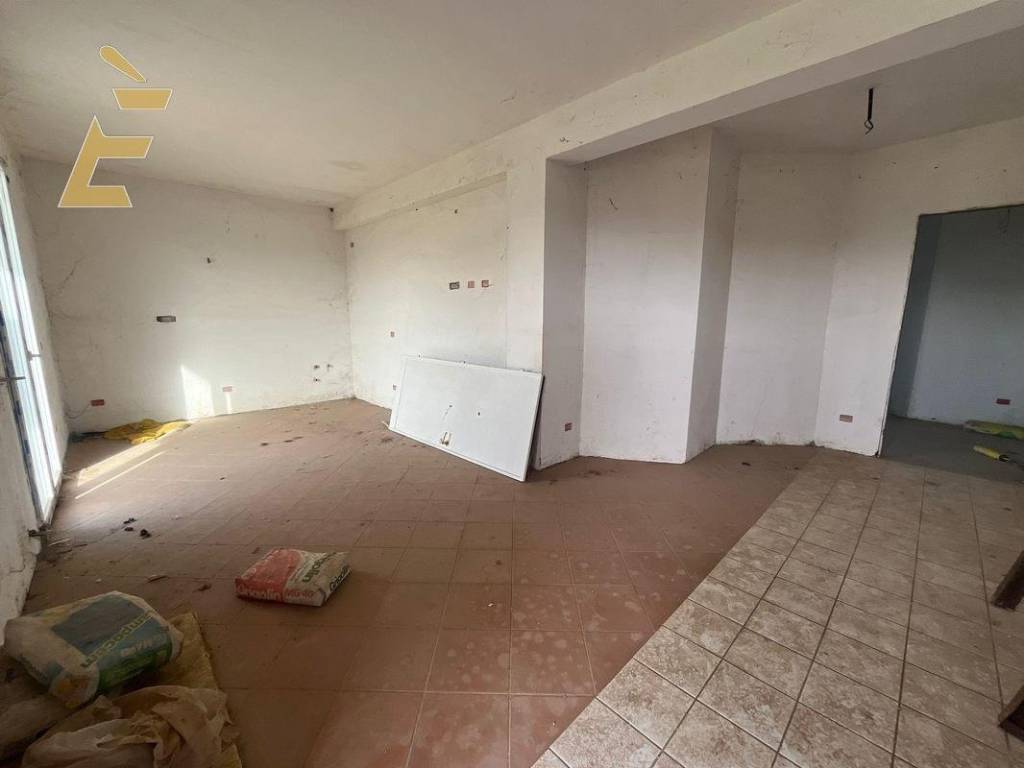 Villa a Aprilia in via scilla - Foto 4