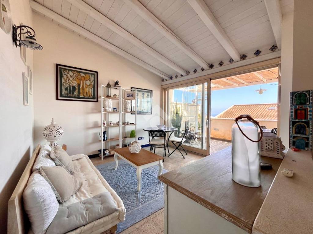 Casa indipendente a Castellammare del golfo in Via Ludovico Ariosto, 19 - Foto 5