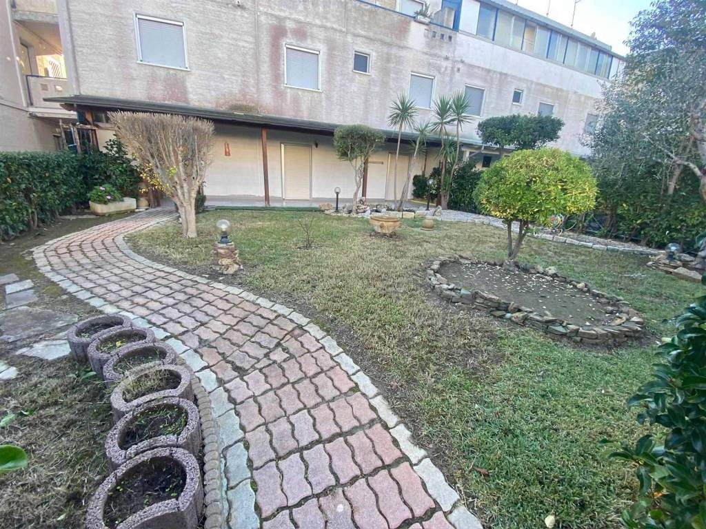 Appartamento a Policoro in Via Telemaco - Foto 4