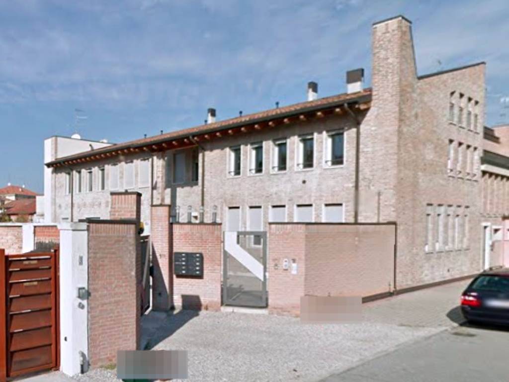 Box / garage a Mantova in Via Carlo Pisacane - Foto 3