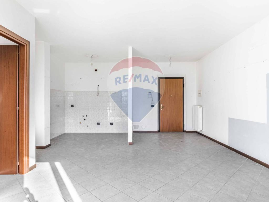 Appartamento a Cardano al campo in VIA CADORE, 26 - Foto 3