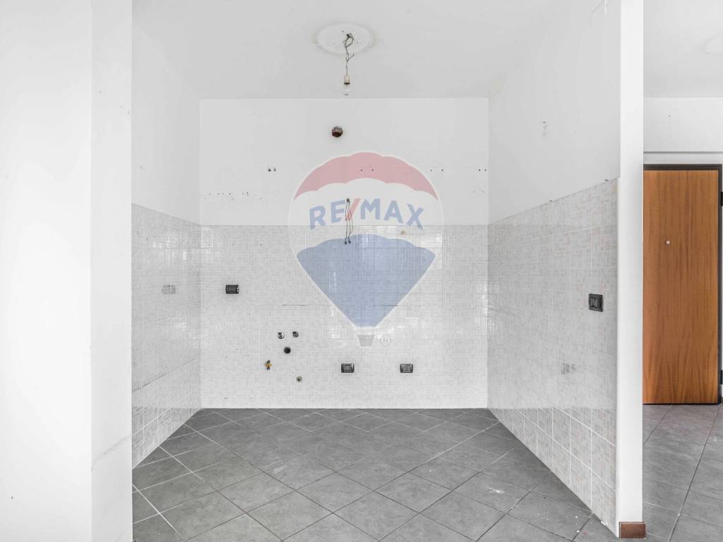 Appartamento a Cardano al campo in VIA CADORE, 26 - Foto 5