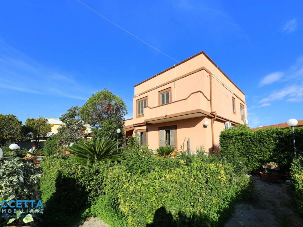 Villa a Taranto in Via Buonsignore, 20 - Foto 2