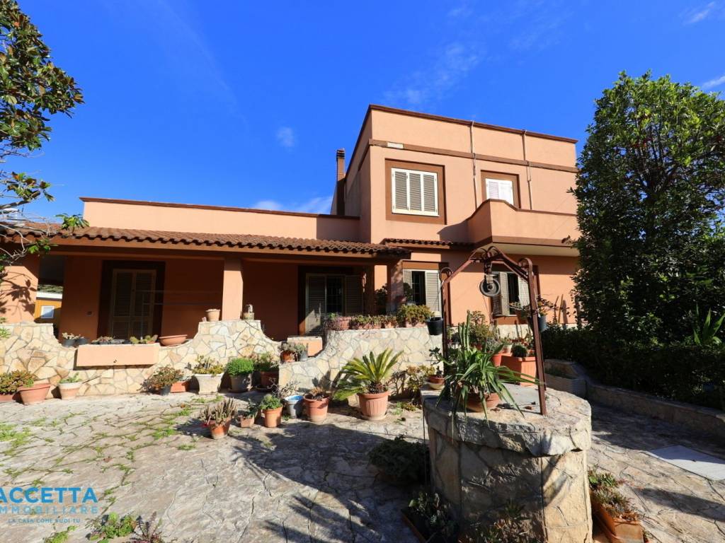 Villa a Taranto in Via Buonsignore, 20 - Foto 3