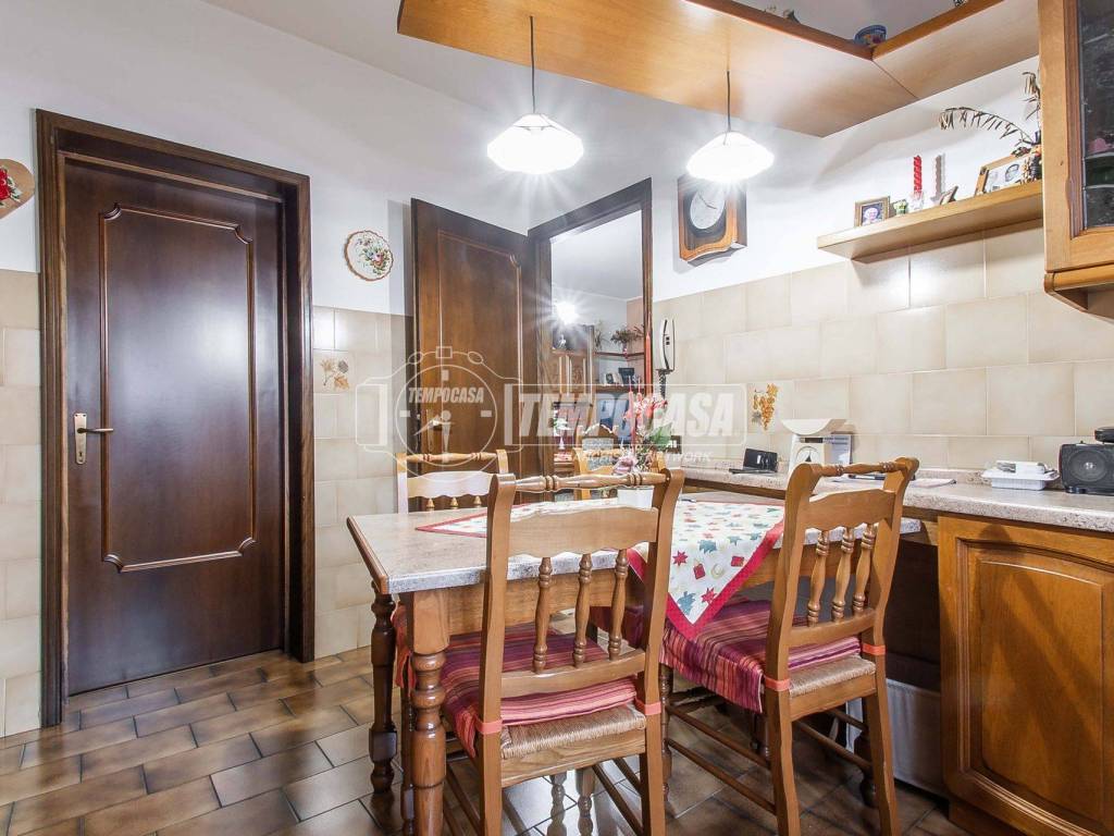 Villa a Solbiate olona in Via Varese 60 - Foto 5