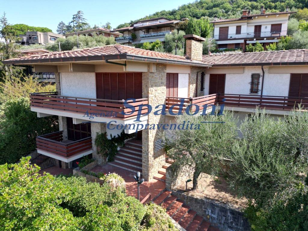 Villa a Monsummano terme in Via Giuseppe Ungaretti - Foto 2