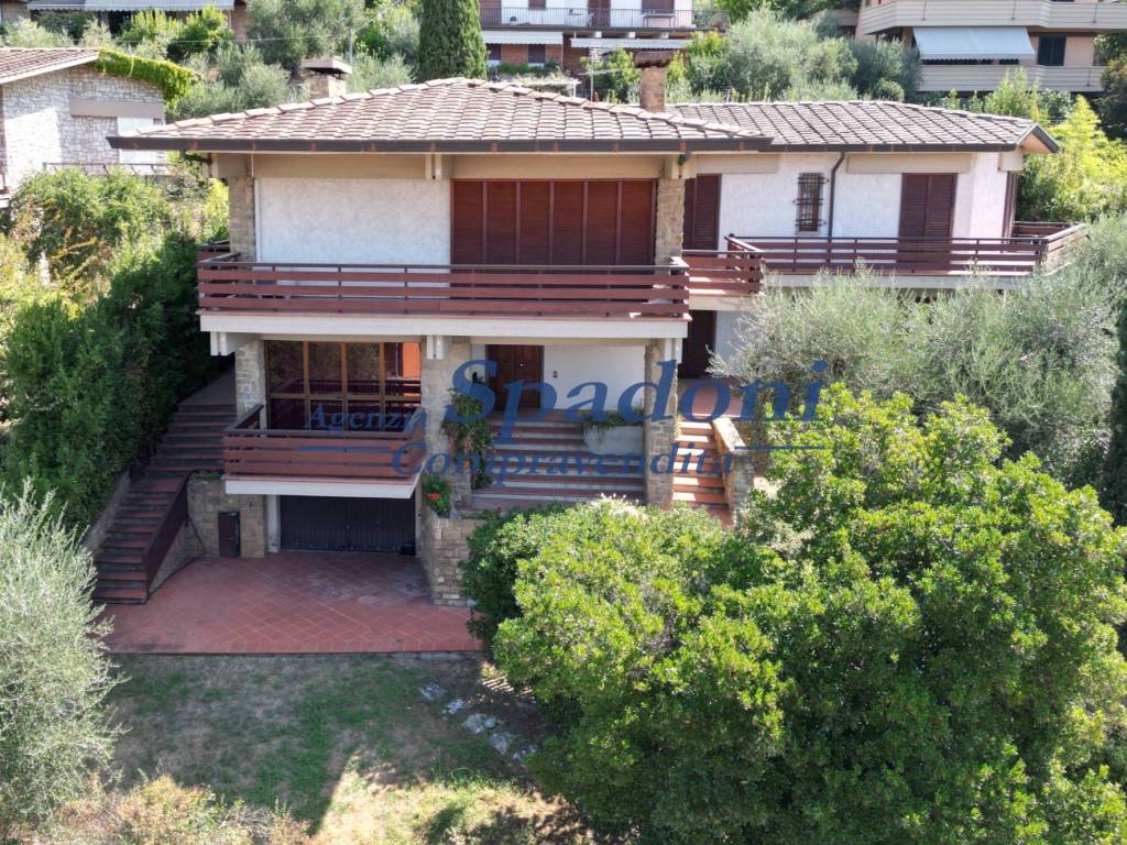 Villa a Monsummano terme in Via Giuseppe Ungaretti - Foto 3