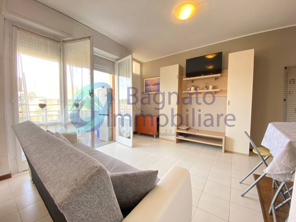 Appartamento a Novara in Via Giosuè Borsi, 68 - Foto 5