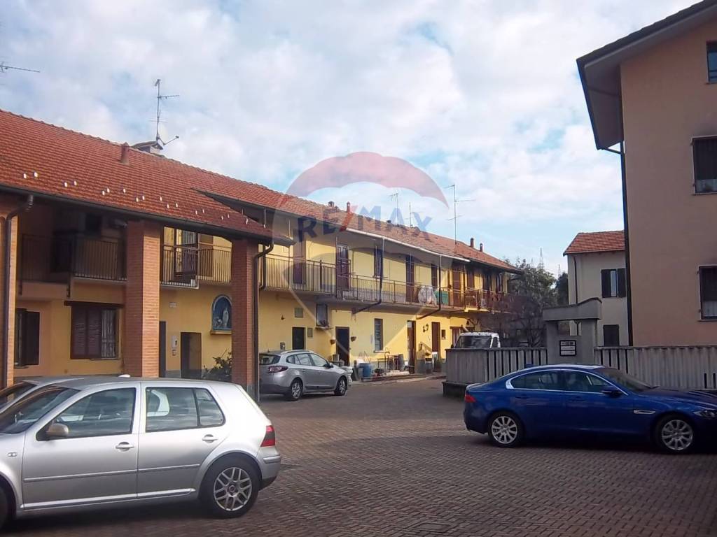 Appartamento a Brugherio in via Nazario Sauro, 155 - Foto 2