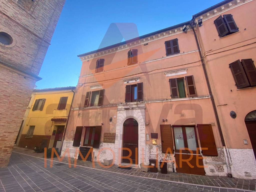 Appartamento a Agugliano in Piazza Vittorio Emanuele II, 9 - Foto 5