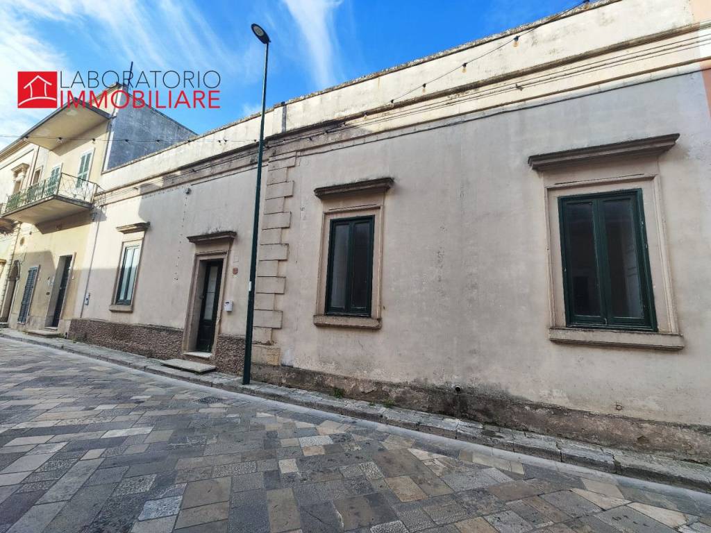 Casa indipendente a Guagnano in Via Garibaldi 9 - Foto 4