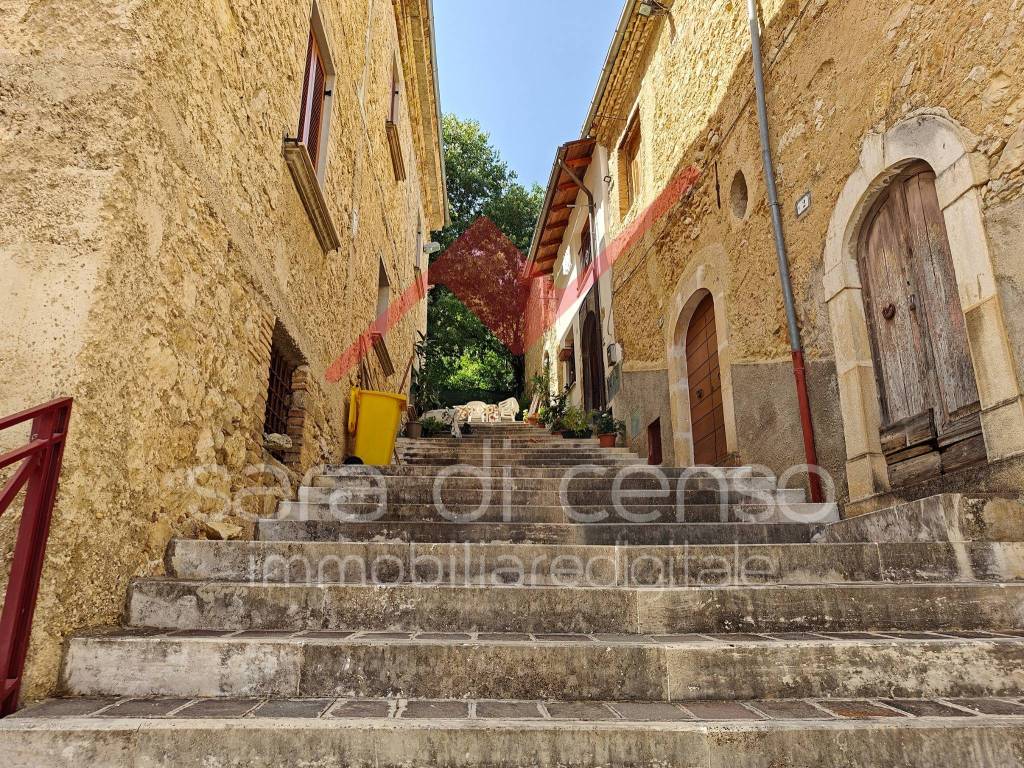 Appartamento a Anversa degli abruzzi in Via Gabriele D'Annunzio - Foto 2