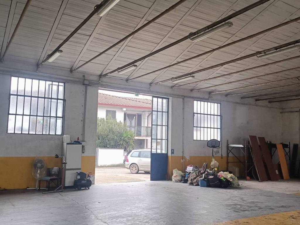 Immobile a Vescovato in Via Padana Inferiore - Foto 2