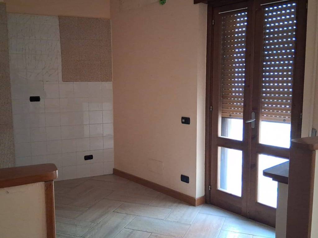 Appartamento a Napoli in Via Alessandro Longo, 15 - Foto 3