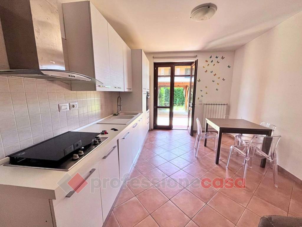 Appartamento a Deruta in Via della Speranza - Foto 4