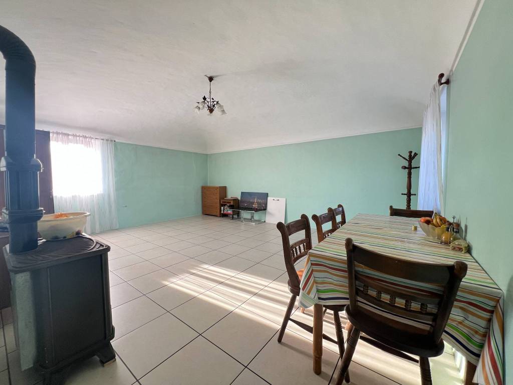 Casa indipendente a Borgo d'ale in Via Ivrea 14 - Foto 5