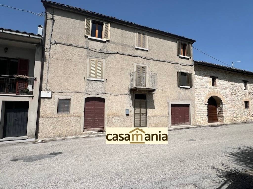 Casa indipendente a Cagli in Località Paravento, 20 - Foto 2