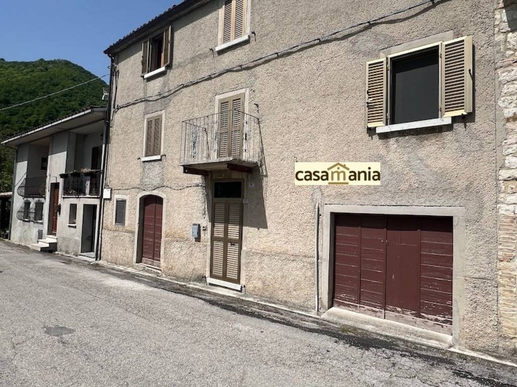 Casa indipendente a Cagli in Località Paravento, 20 - Foto 4