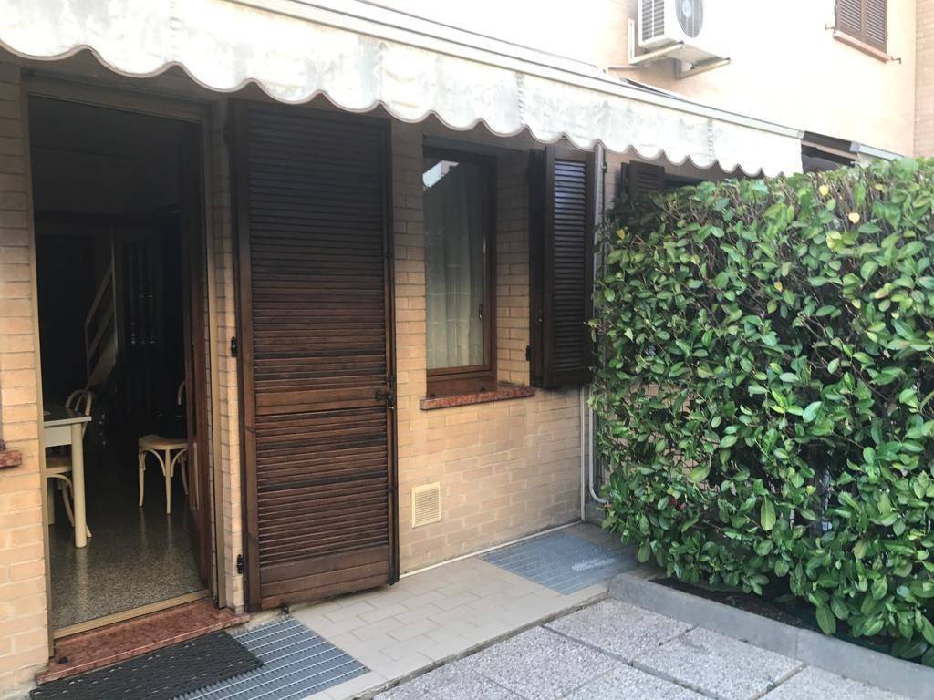 Villa a Rovigo in Viale Tre Martiri, 23 - Foto 2
