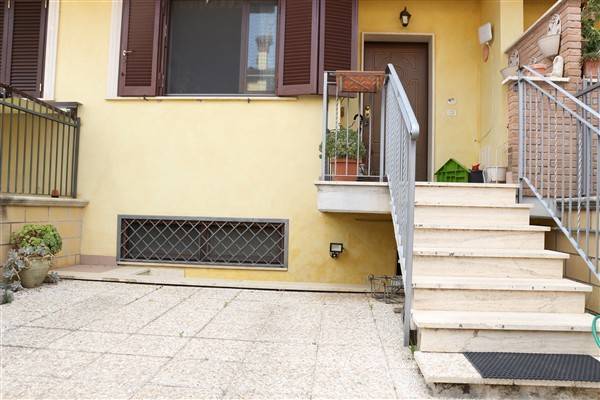 Villetta a schiera a Cisterna di latina - Foto 3