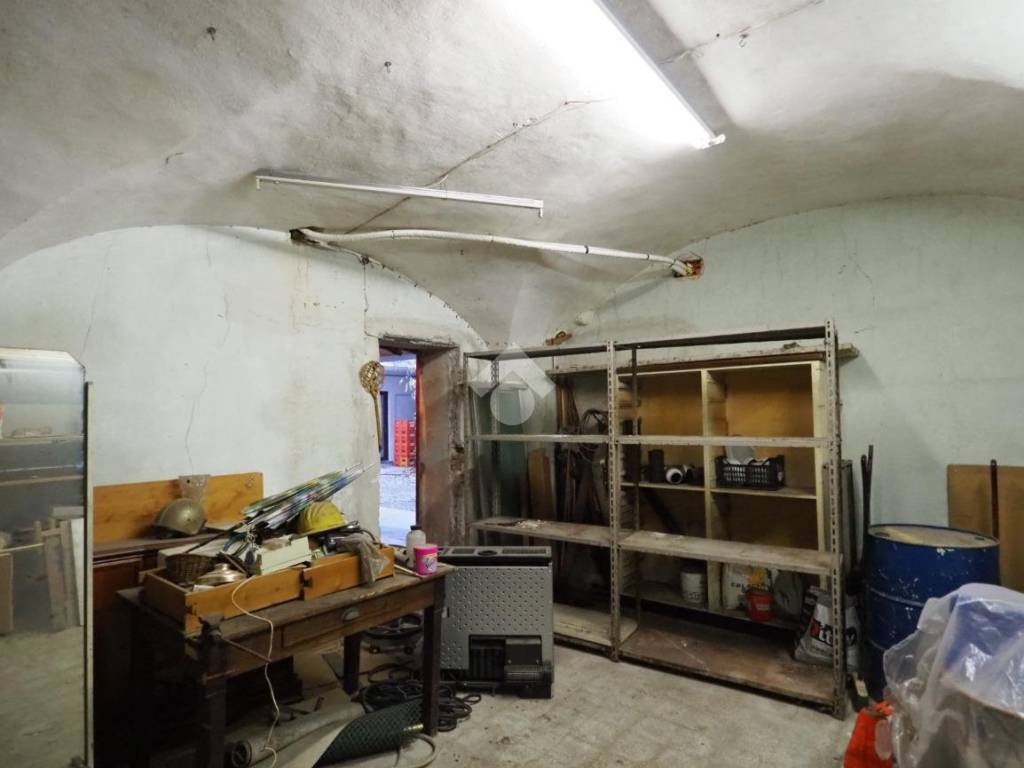 Box / garage a Gattinara in Via Giovanni Calza, 5 - Foto 4