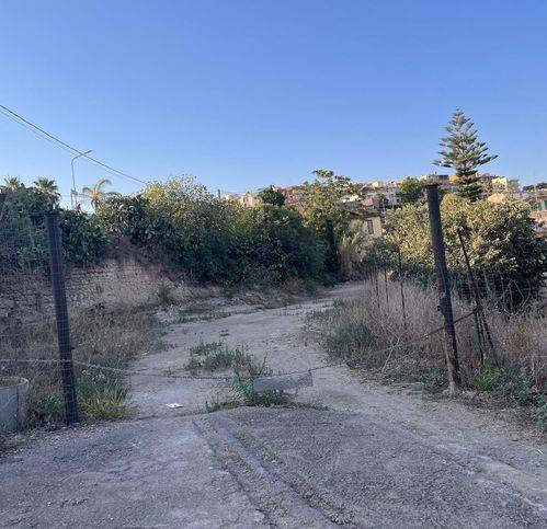 Terreno a Carlentini in Via Cortina D'Ampezzo - Foto 2