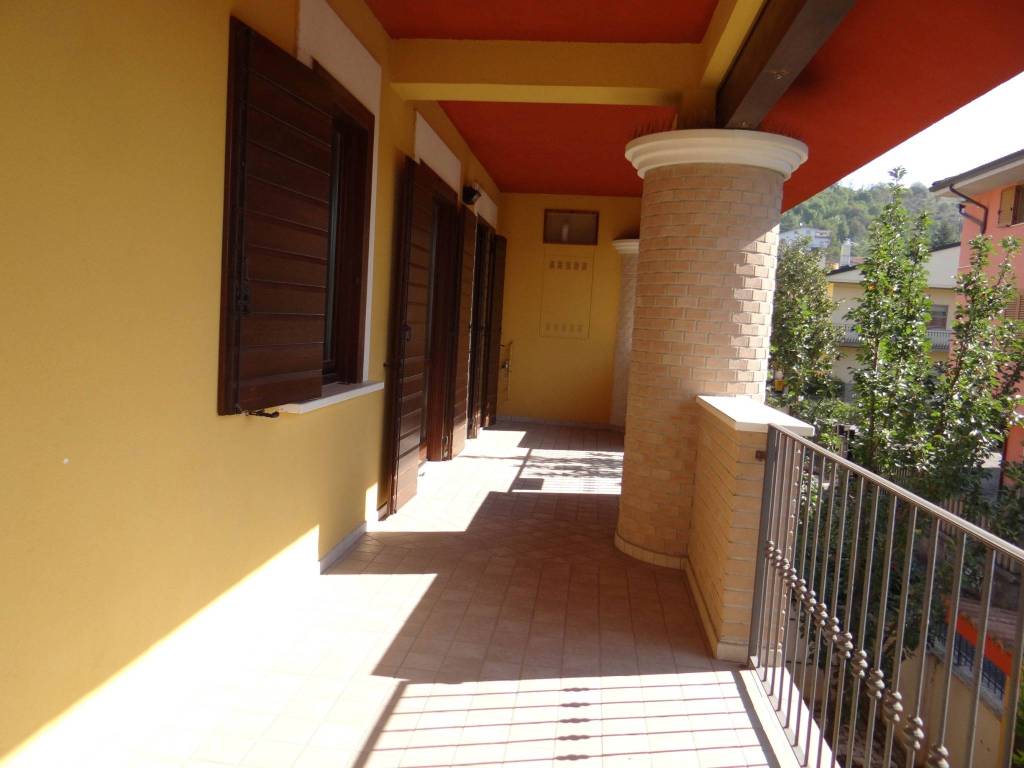 Appartamento a L'aquila in Strada Statale del Gran Sasso e di Campo Imperatore, 21 - Foto 5