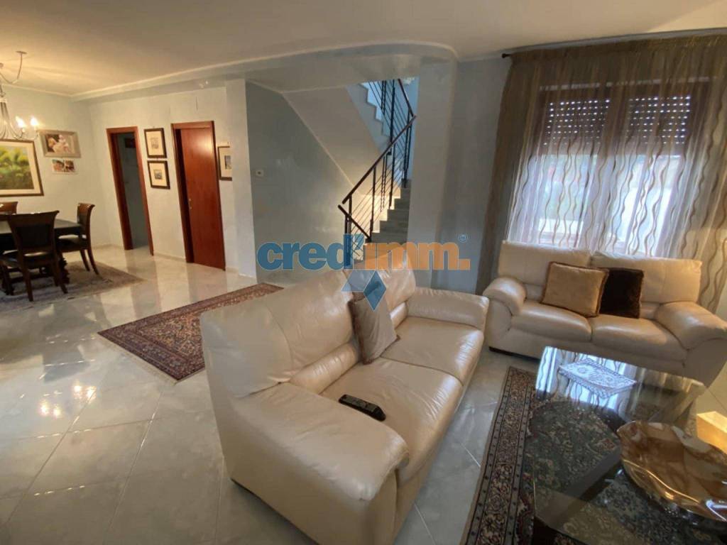 Villa a Bisceglie in Via Luigi di Molfetta - Foto 5