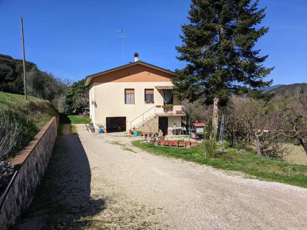Villa a Amelia in Strada Statle 205 - Foto 4