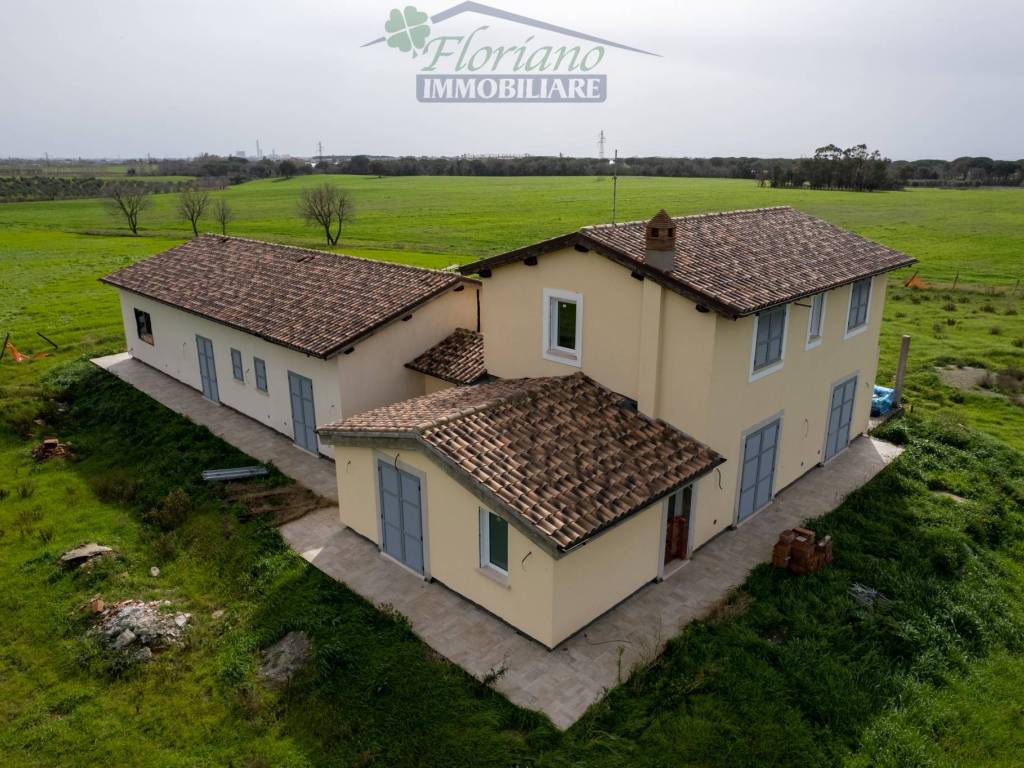 Villa a Capalbio in Strada Provinciale Pescia Fiorentina - Foto 3