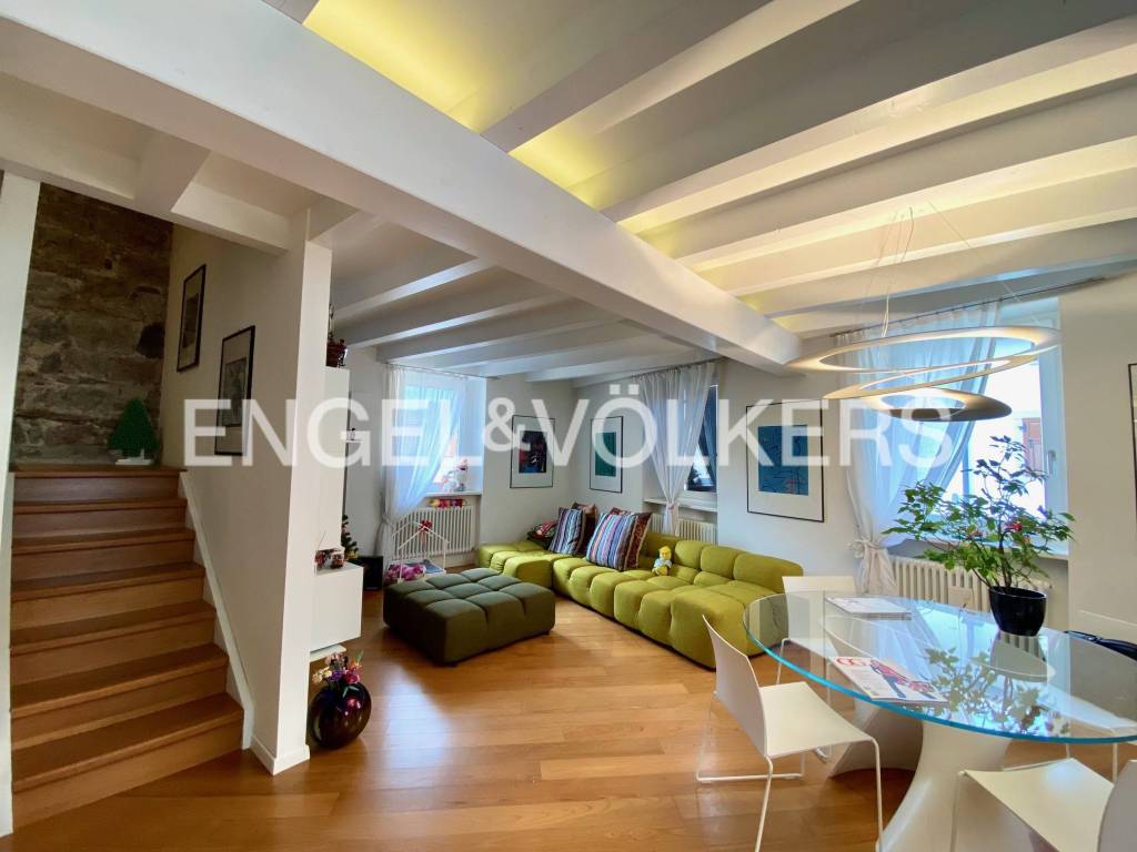 Casa indipendente a Trento in Via del Dòs di Sant'Elena, 26 - Foto 2