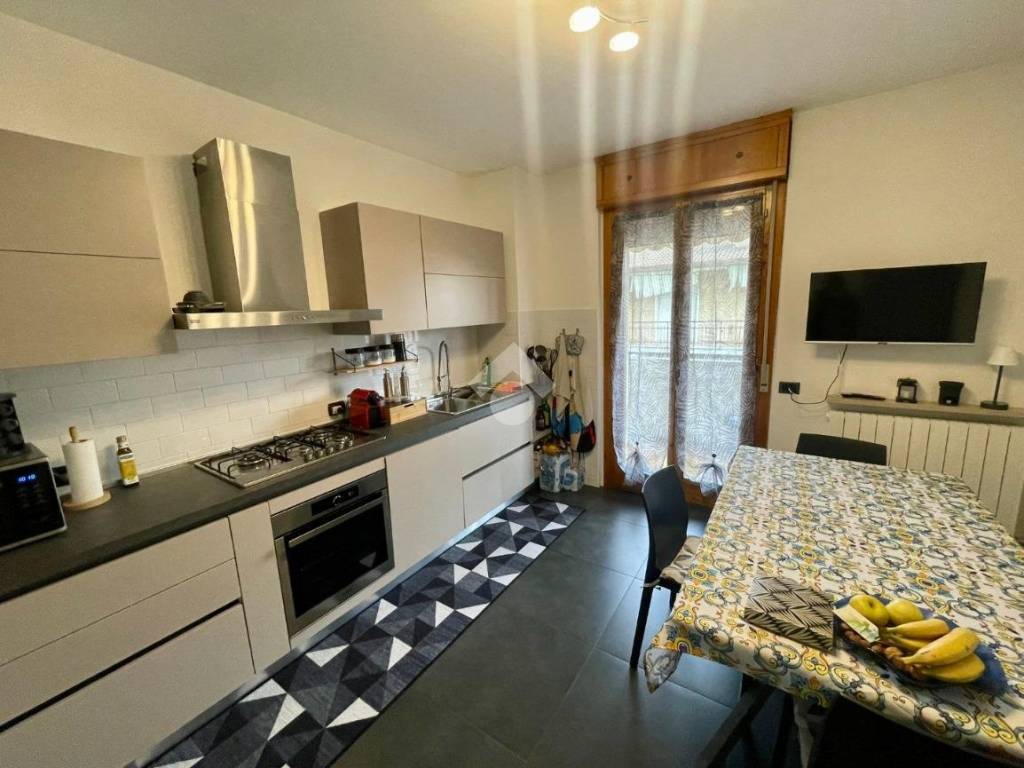 Appartamento a San giovanni lupatoto in Via Luciano Manara, 36 - Foto 5