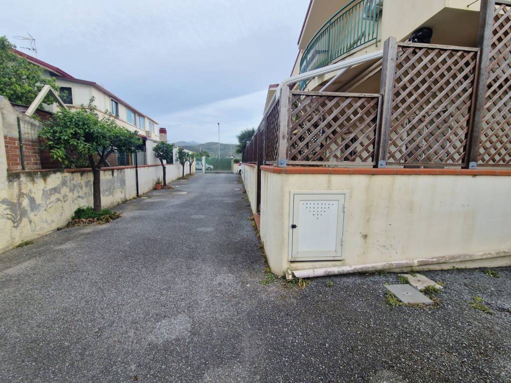Appartamento a Furnari in Contrada Piana - Foto 2