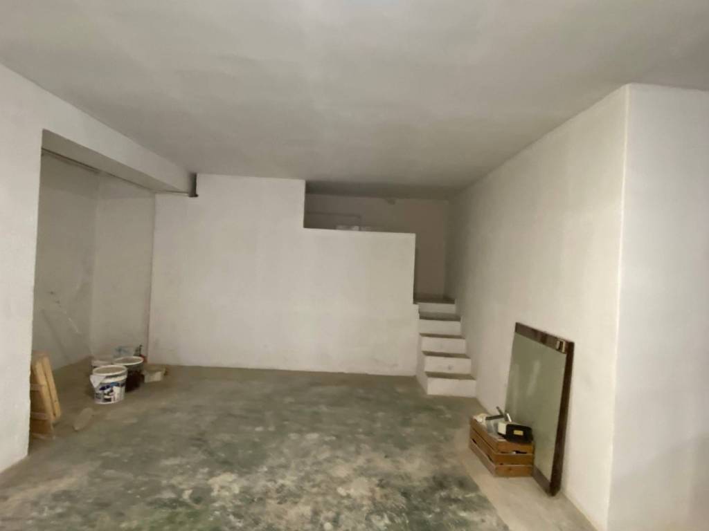 Box / garage a Bisceglie in Via Fragatella - Foto 4