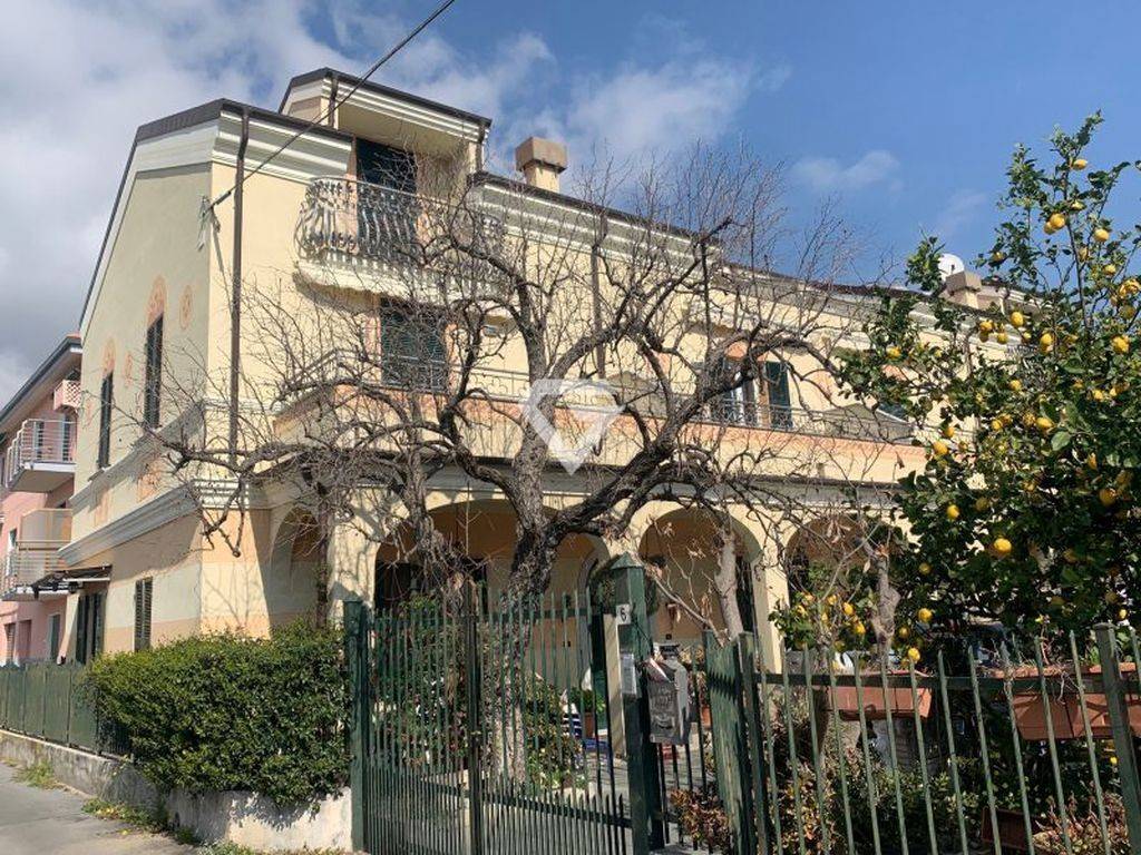 Appartamento a Loano in Via dei Pusei - Foto 2