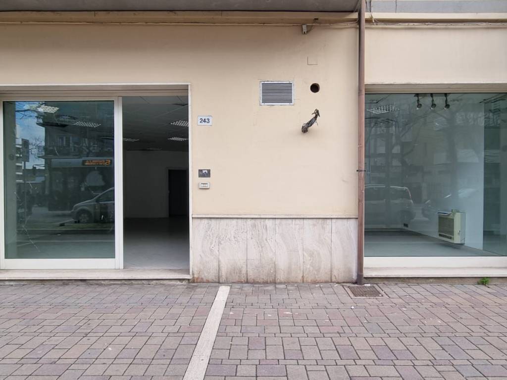 Immobile a Pescara in Viale Gabriele D'Annunzio, 241 - Foto 4