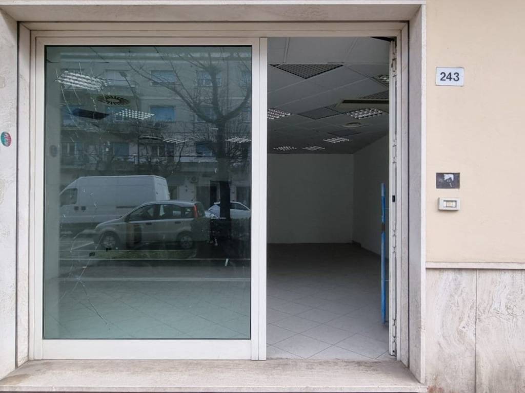 Immobile a Pescara in Viale Gabriele D'Annunzio, 241 - Foto 5
